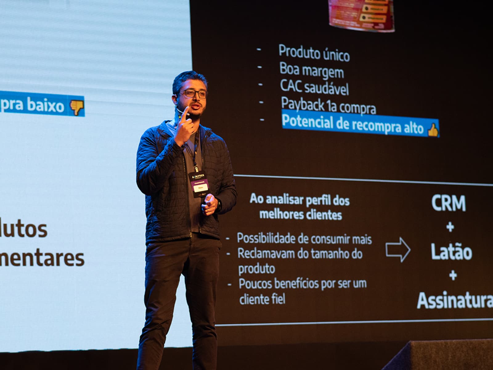 Gabriel Mineiro palestrando no Analytics Summit.
